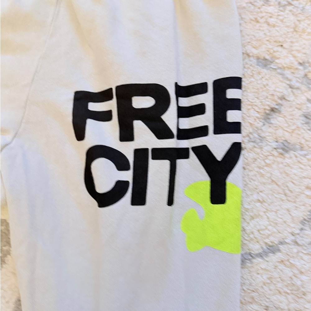freecity Light joggers in stardust - Picture 3 of 5